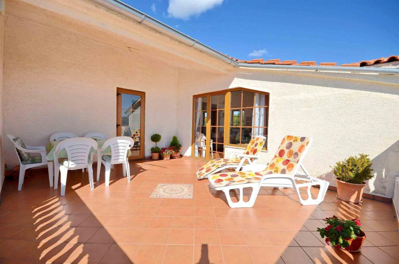 Apartment And Rooms Artina Vodice Exterior foto